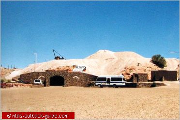 entrance to umoona mine and museum