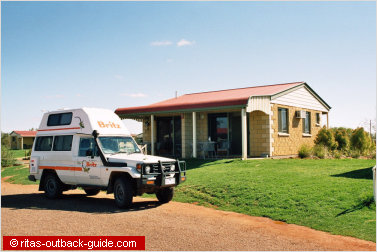 modern cabin in thargomindah