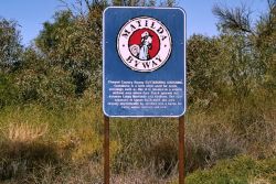 Go to discover the Eyre Developmental Road and the Matilda Byways