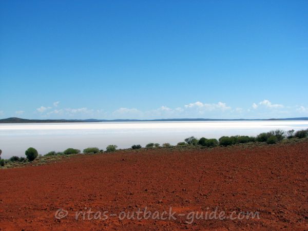 Lake Gairdner, salt lake in South Australia