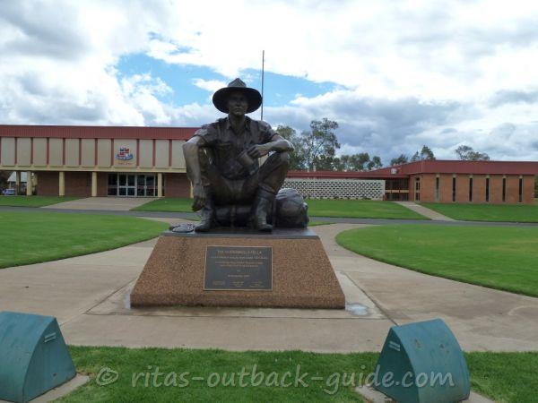 Bronze statue of an Outback ringer